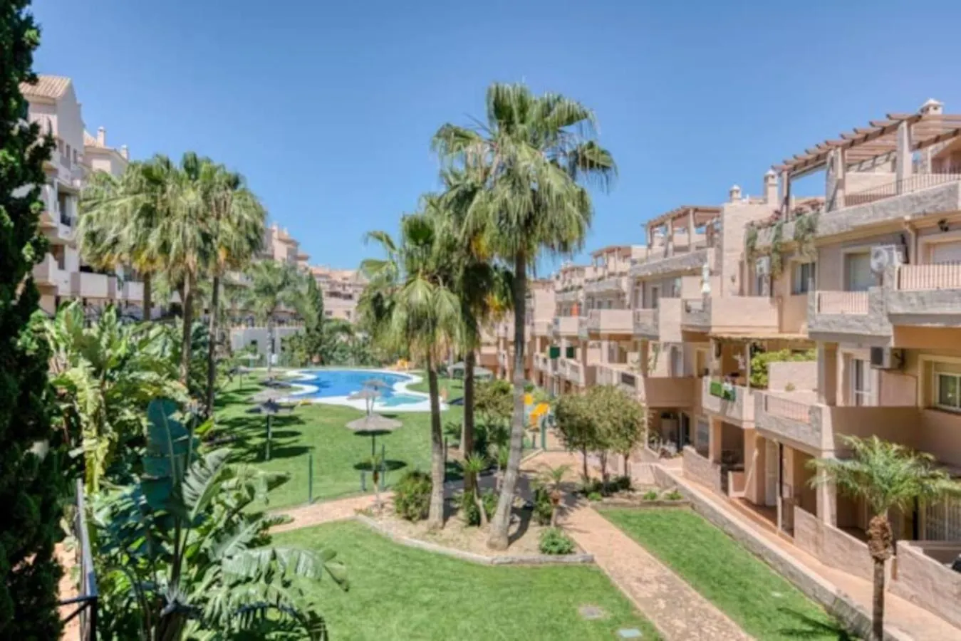 Wonderful 2 Bedroom Apartment Manilva
