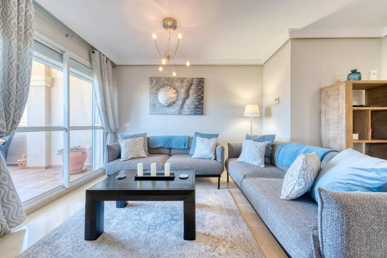 Wonderful 2 Bedroom Apartment Manilva